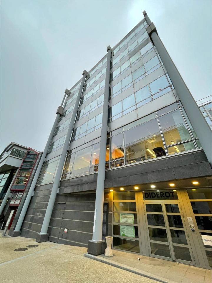 Bureau Issy-les-Moulineaux 1750m² Vente bureau Issy-les-Moulineaux Hauts-de-Seine OVBUR2309186 1